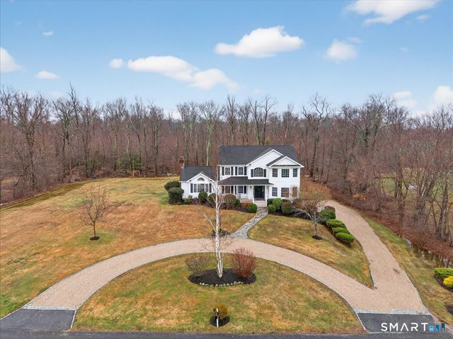 22 Emerald Lane, Bethany, CT 06524