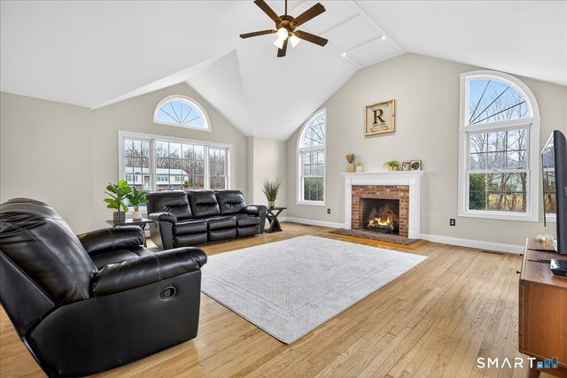 22 Emerald Lane, Bethany, CT 06524