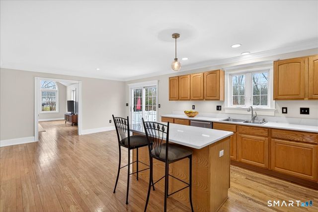 22 Emerald Lane, Bethany, CT 06524