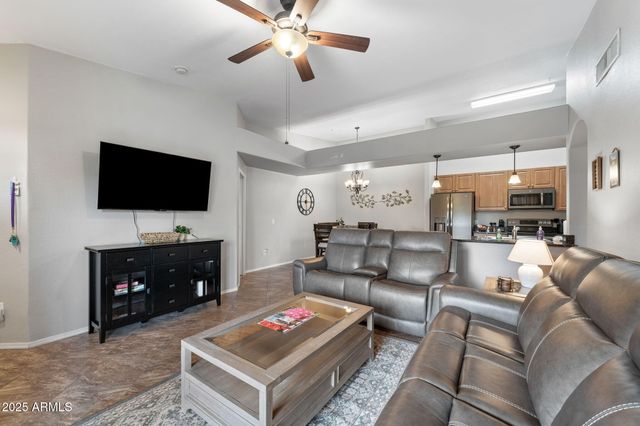 10136 E SOUTHERN Avenue 2037, Mesa, AZ 85209