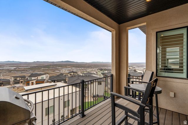 794 S MILLER AVE, North Salt Lake, UT 84054