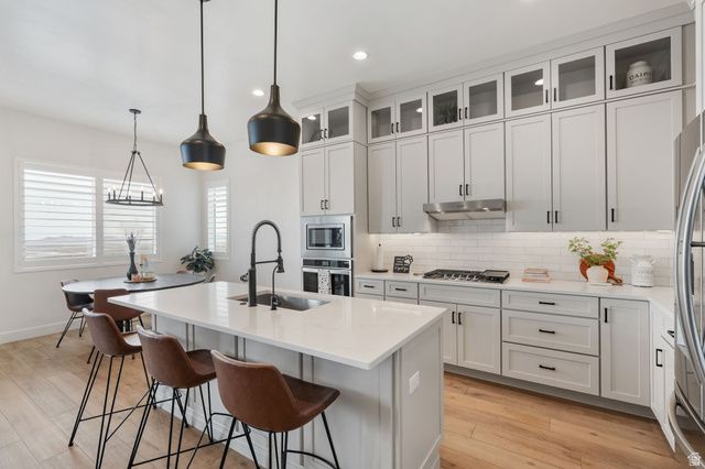 794 S MILLER AVE, North Salt Lake, UT 84054