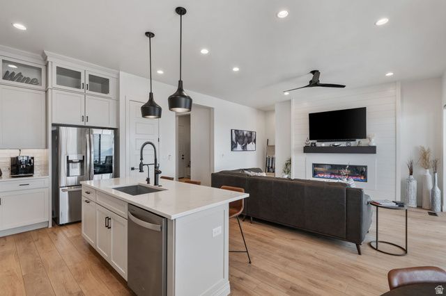 794 S MILLER AVE, North Salt Lake, UT 84054