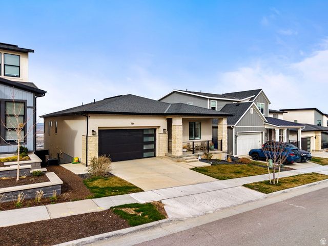 794 S MILLER AVE, North Salt Lake, UT 84054