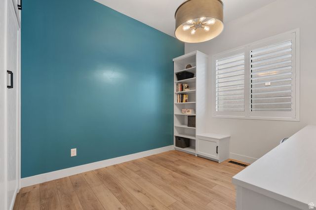 794 S MILLER AVE, North Salt Lake, UT 84054