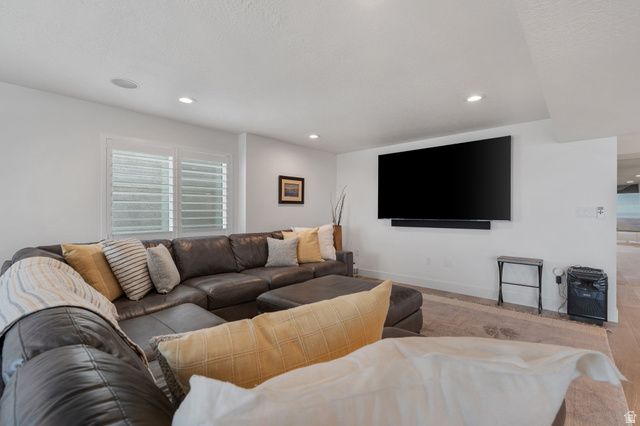 794 S MILLER AVE, North Salt Lake, UT 84054