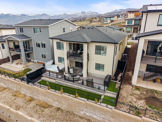 794 S MILLER AVE, North Salt Lake, UT 84054