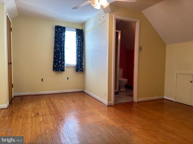 6725 GITHENS AVE, Pennsauken, NJ 08109