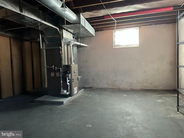 6725 GITHENS AVE, Pennsauken, NJ 08109