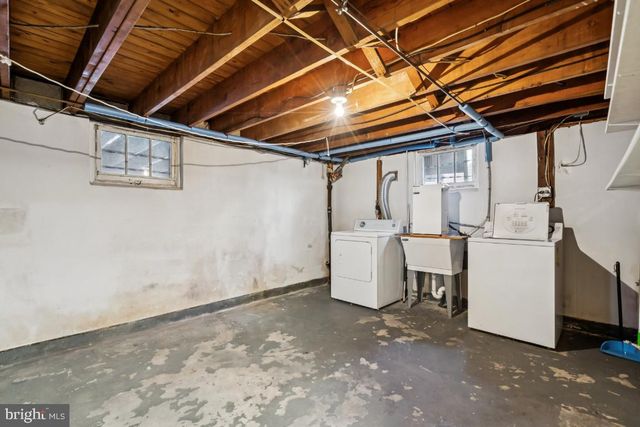 6725 GITHENS AVE, Pennsauken, NJ 08109