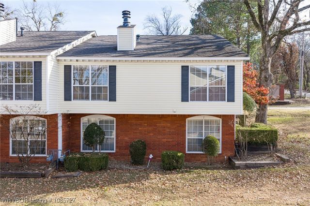 3201 S O Street, Fort Smith, AR 72903