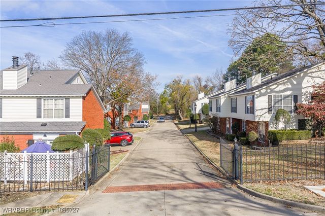 3201 S O Street, Fort Smith, AR 72903