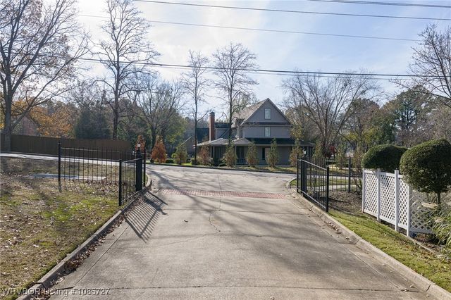 3201 S O Street, Fort Smith, AR 72903