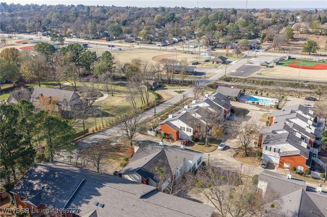 3201 S O Street, Fort Smith, AR 72903