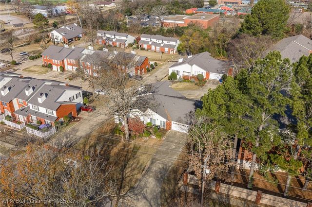 3201 S O Street, Fort Smith, AR 72903