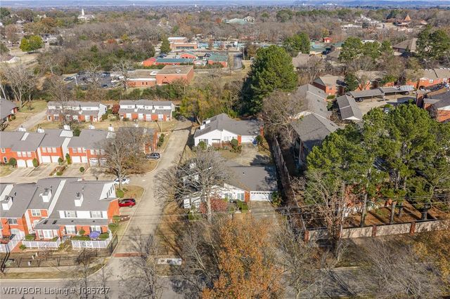 3201 S O Street, Fort Smith, AR 72903