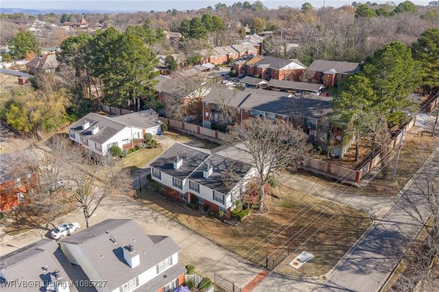 3201 S O Street, Fort Smith, AR 72903