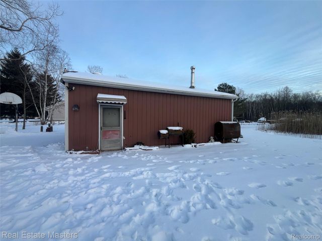 5117 Ravenswood Road, Kimball Township, MI 48074