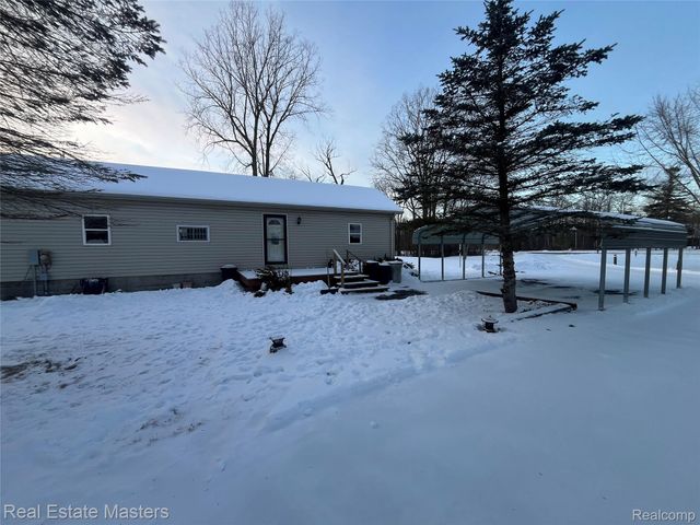 5117 Ravenswood Road, Kimball Township, MI 48074