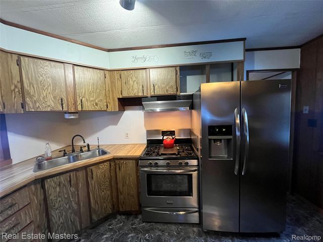 5117 Ravenswood Road, Kimball Township, MI 48074