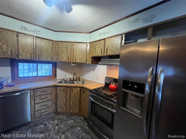 5117 Ravenswood Road, Kimball Township, MI 48074