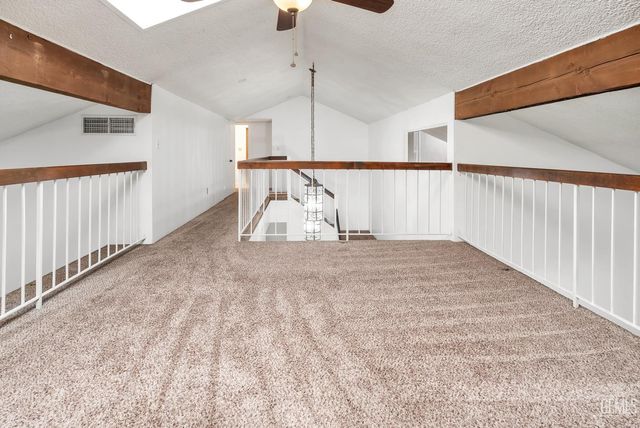 2000 Ashe Road 32, Bakersfield, CA 93309