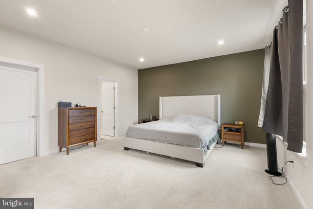 43895 CIRCUIT SQ, Ashburn, VA 20147