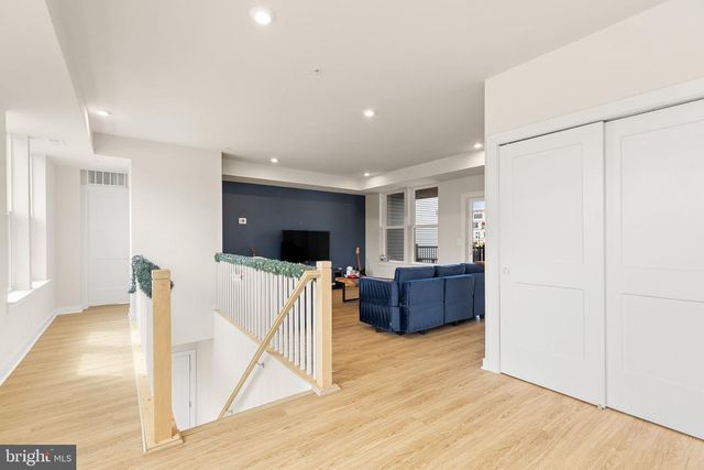 43895 CIRCUIT SQ, Ashburn, VA 20147