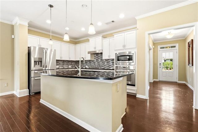 827 Rockford Commons Drive SW, Marietta, GA 30064