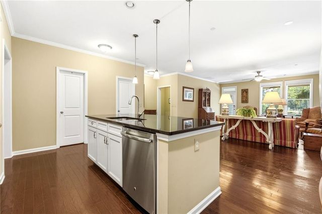 827 Rockford Commons Drive SW, Marietta, GA 30064