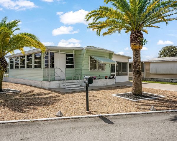 8500 SW 21st Street, Davie, FL 33324