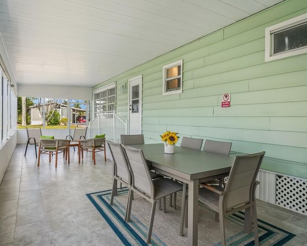 8500 SW 21st Street, Davie, FL 33324