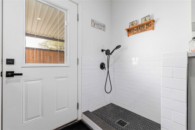 115 Comanche Vista Drive, Comanche, TX 76442