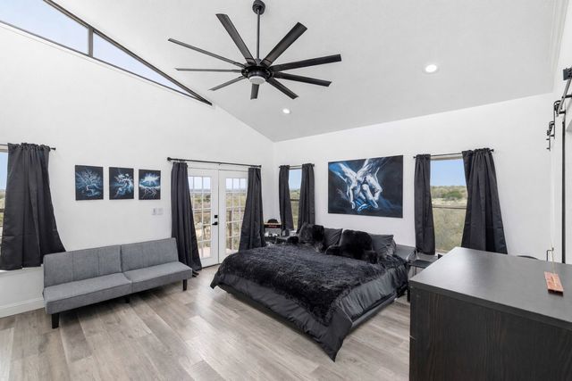 115 Comanche Vista Drive, Comanche, TX 76442