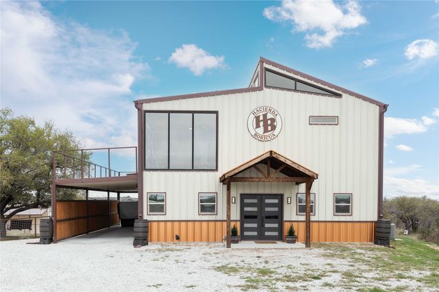 115 Comanche Vista Drive, Comanche, TX 76442