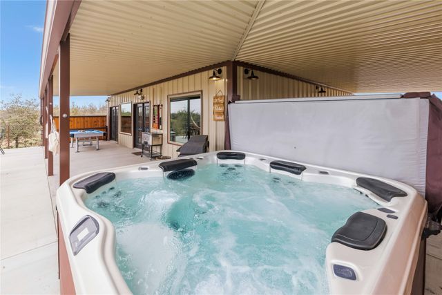 115 Comanche Vista Drive, Comanche, TX 76442