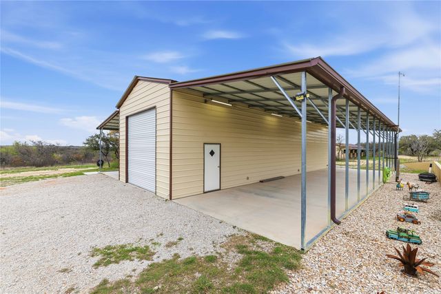 115 Comanche Vista Drive, Comanche, TX 76442