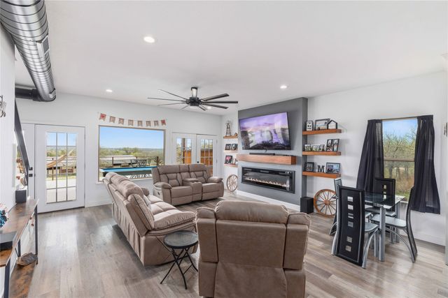 115 Comanche Vista Drive, Comanche, TX 76442