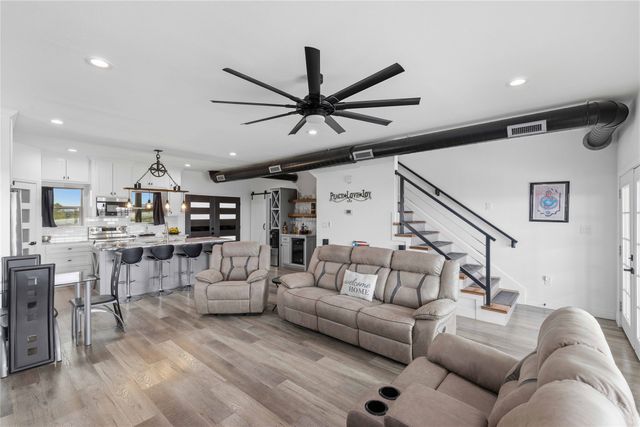 115 Comanche Vista Drive, Comanche, TX 76442