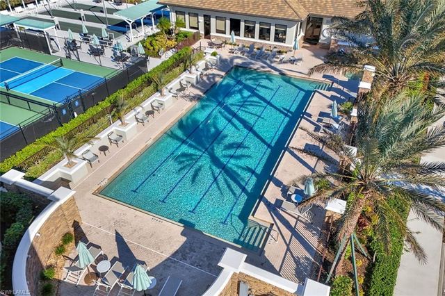 9201 Quartz LN 201, Naples, FL 34120