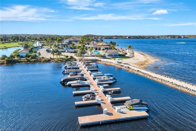 9201 Quartz LN 201, Naples, FL 34120