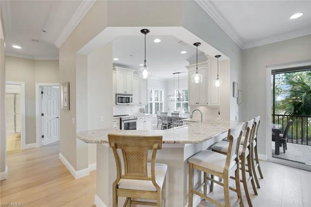 9201 Quartz LN 201, Naples, FL 34120