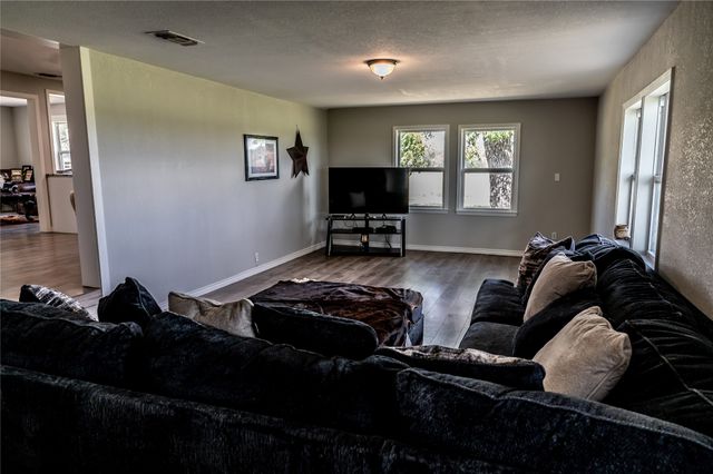 1750 Highway 3381, Comanche, TX 76442