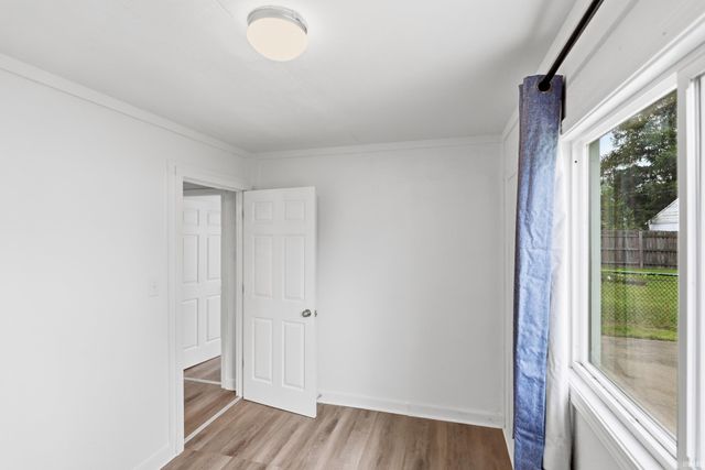 2710 CHARLOTTE Avenue, Fort Wayne, IN 46805
