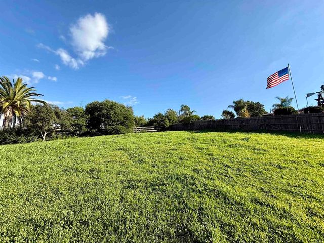 1851 E Mission Road, Fallbrook, CA 92028