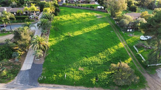 1851 E Mission Road, Fallbrook, CA 92028