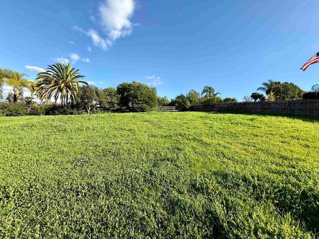 1851 E Mission Road, Fallbrook, CA 92028