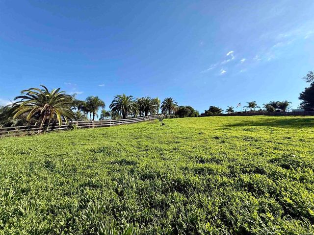1851 E Mission Road, Fallbrook, CA 92028