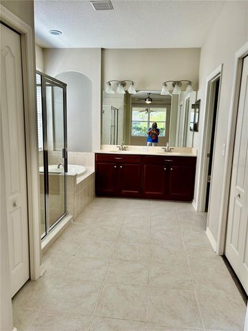 7117 50-TH AVE CIR E, Palmetto, FL 34221