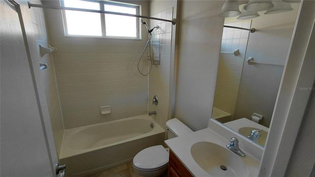 7117 50-TH AVE CIR E, Palmetto, FL 34221